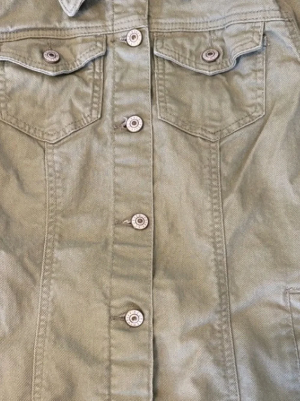 Curve Jean Olive Green Button-Up Shirt Jacket S Minimalist, Preppy, Streetwear - Picture 3 of 8